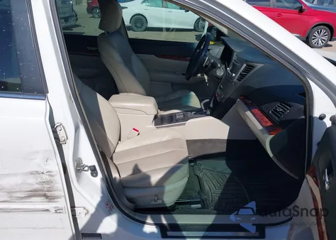 2012 Subaru Legacy 2.5I Limited z USA, uszkodzony, nr VIN 4S3BMCK68C3017356